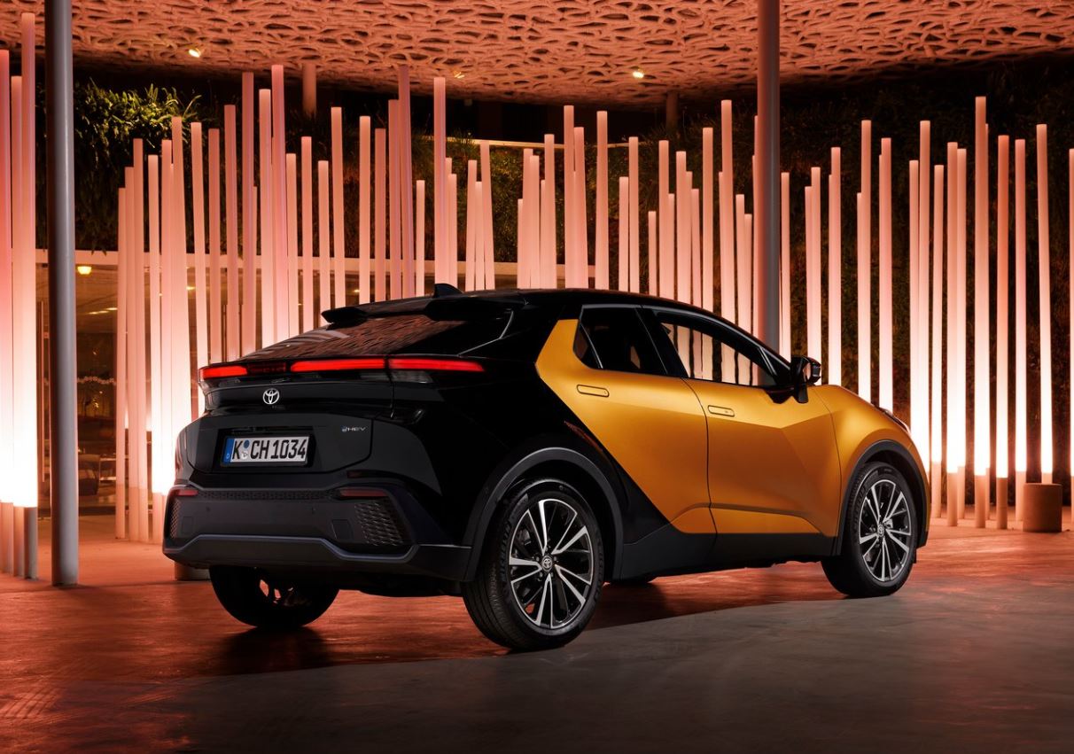 2024 Toyota C-HR
