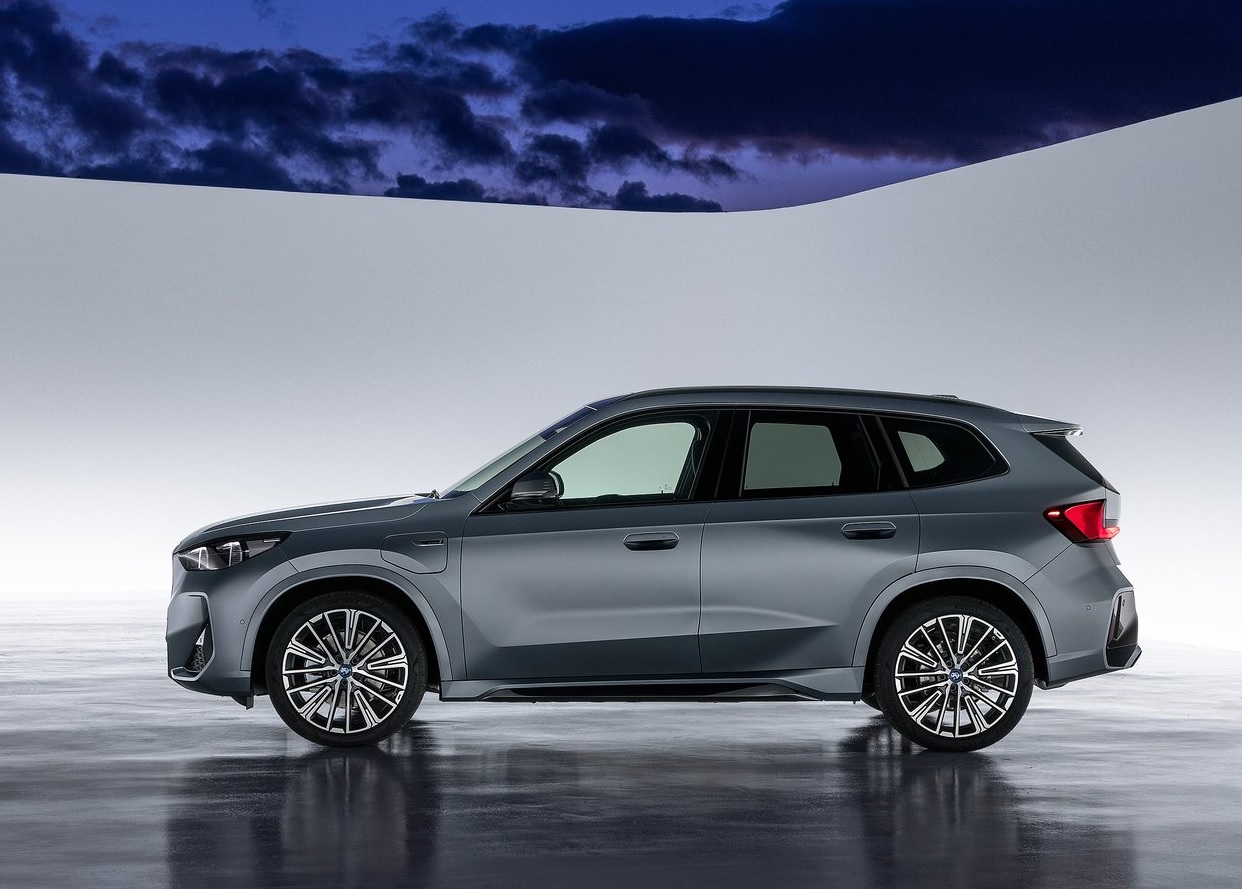 2024 BMW X1
