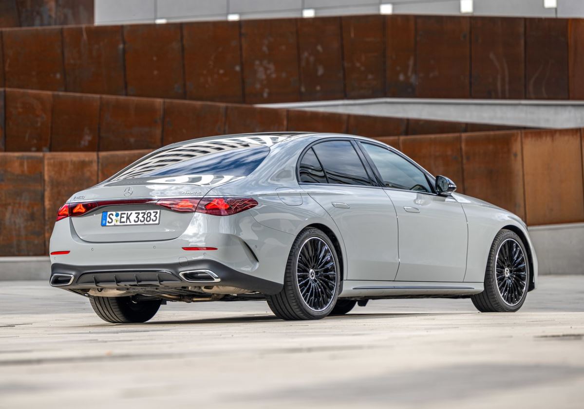 2025 Mercedes E Serisi